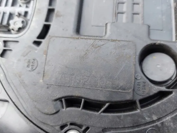 Tanque AdBlue Mercedes-Benz OEM A4474703501 - Usado image 7