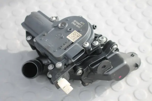 SH181516Z Thermostatbehuizing Waterpomp Mazda CX-5 image 8
