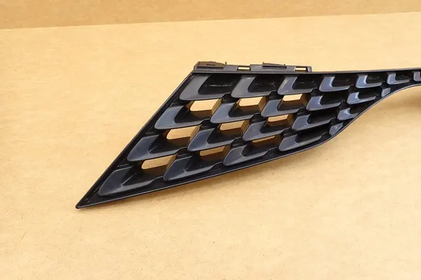 Left Bumper Grill Nissan Juke F15 14-19 62075BV80A image 3