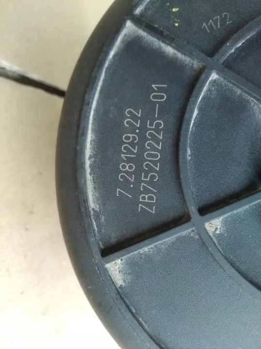 Pompe à air secondaire BMW E46 OEM 72812402 - Occasion image 8