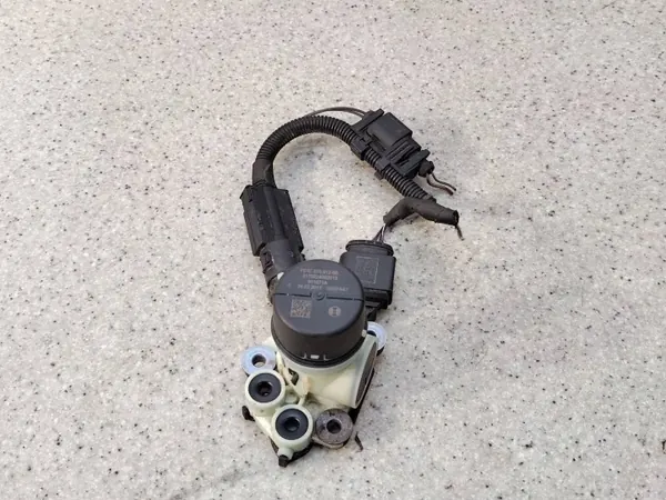 AdBlue-pump OEM 911671A för VW Tiguan Passat Golf image 3