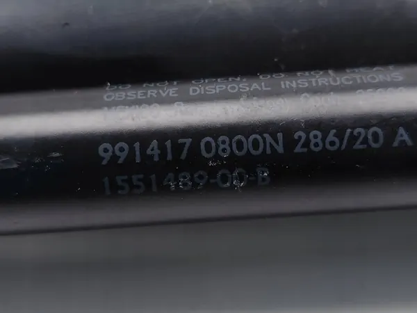 Tesla OEM 1551488-00-B Amortecedor Portão Traseiro Esquerdo image 7