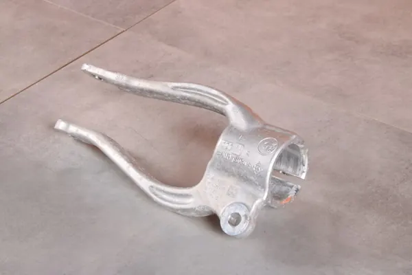 BMW OEM 6861199 Support Amortisseur Avant Gauche - 28 km image 3