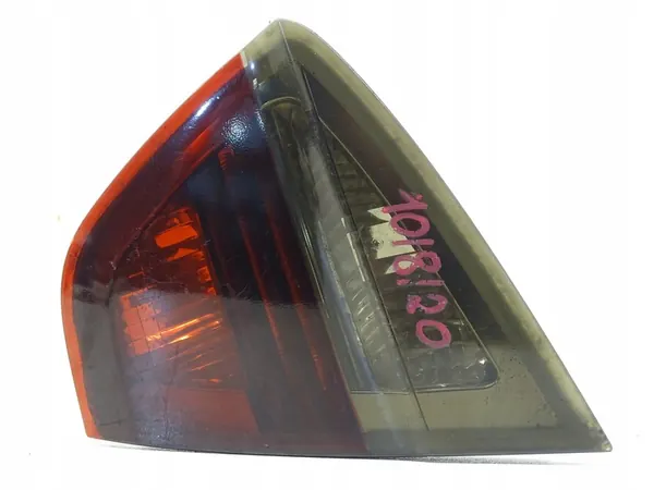 Luz trasera derecha BMW 3 E90 image 2