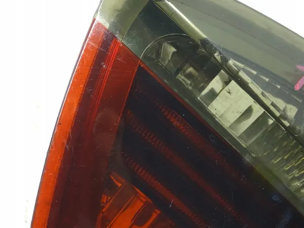 Luz trasera derecha BMW 3 E90 image 5