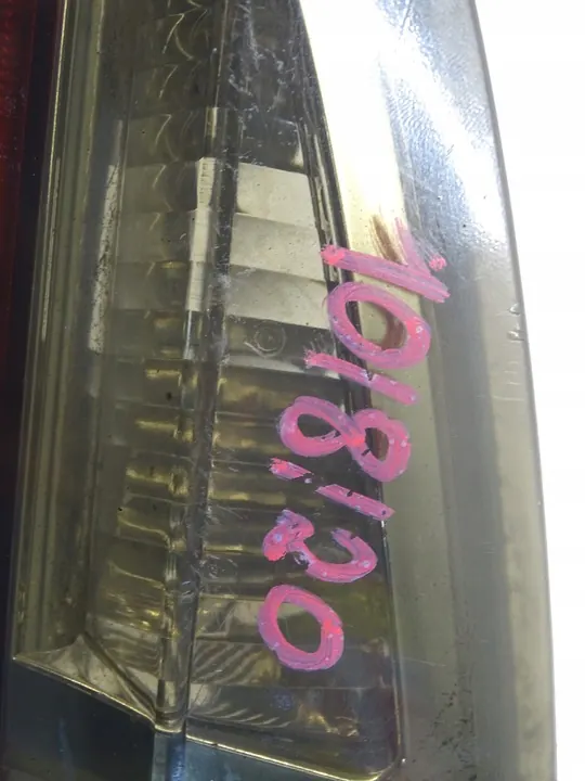 Luz trasera derecha BMW 3 E90 image 6