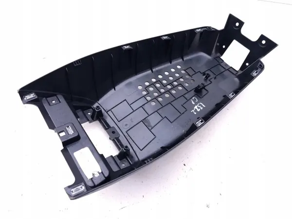 Console centrale Ford Mustang Mach-E 2024 OEM LJ8BR04567ABW image 6
