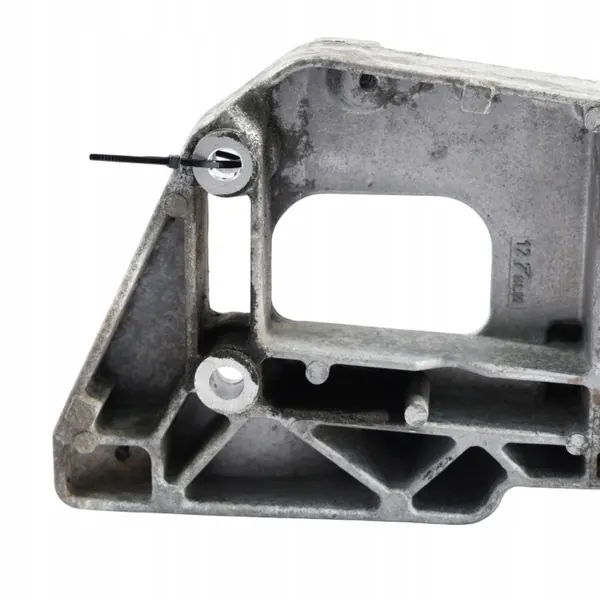 Suporte Alternador Audi A3 8P OEM 06F903143F image 8