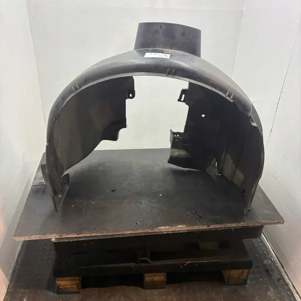 Rechter vorderer Radlauf OEM 30796325 für Volvo V70 image 2