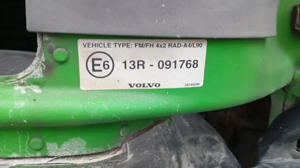 Cabine basse Volvo FH FM OEM OE - État utilisé image 3