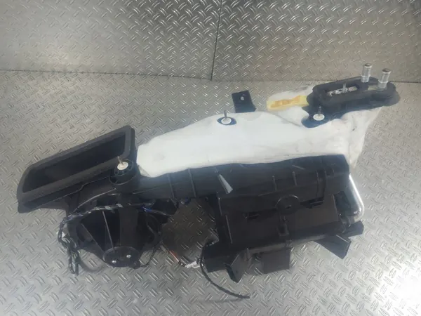 CHRYSLER 300C 04-10 Verwarming 3.0 05061587AA image 2