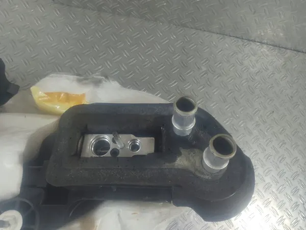 CHRYSLER 300C 04-10 Verwarming 3.0 05061587AA image 3