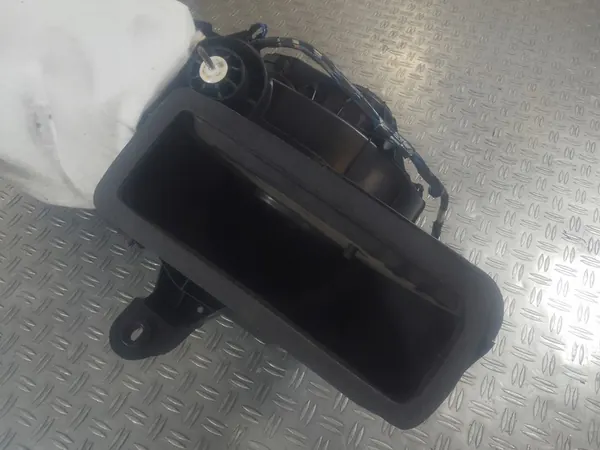 CHRYSLER 300C 04-10 Verwarming 3.0 05061587AA image 4