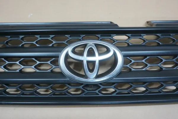 Toyota RAV4 II Grille OEM RAV4 II ATRAPA 00-05r image 6