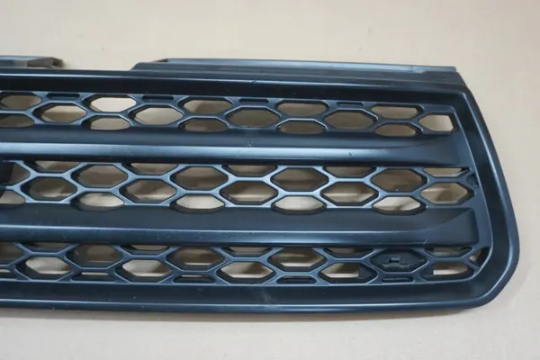 Toyota RAV4 II Grille OEM RAV4 II ATRAPA 00-05r image 7