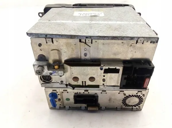 Mercedes W220 Radio Navigation OEM A2208203789 image 6