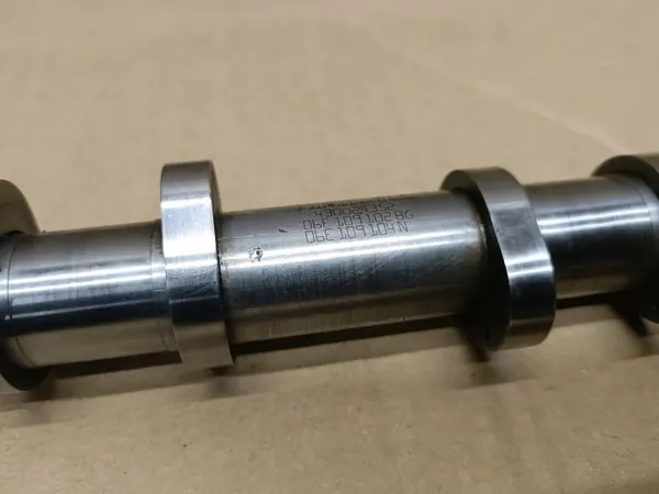 Audi 3.0 TFSI Árvore de Cames Escape OEM 06E109102BG image 3