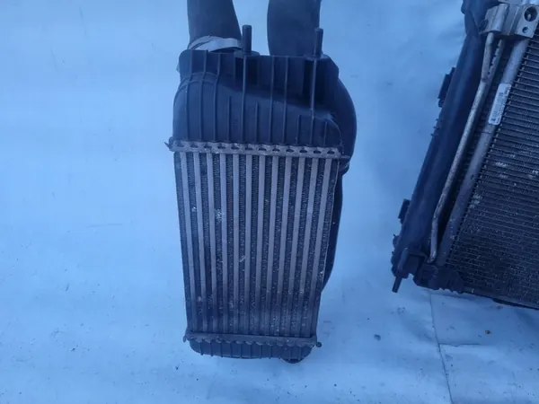 Nissan Juke I 1.6 DIG-T Conjunto de Radiador Ventilador Intercooler image 4