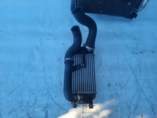 Nissan Juke I 1.6 DIG-T Conjunto de Radiador Ventilador Intercooler image 5