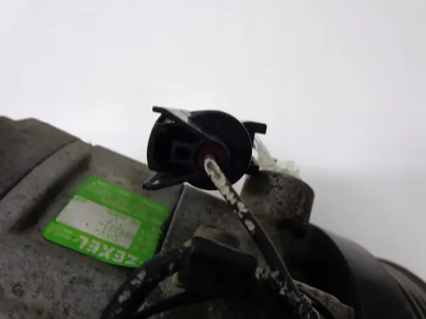 Compresseur de climatisation MITSUBISHI PAJERO PININ 1.8 GDI MR315497 image 7