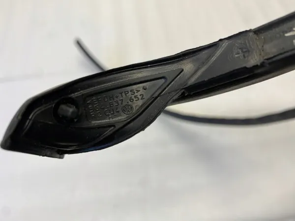 Volkswagen OE 5G4837652B Joint de cadre de porte usagé image 3