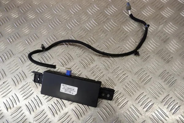 Antennivahvistin OEM 96240-GI000 Hyundai Ioniq 5:lle image 2