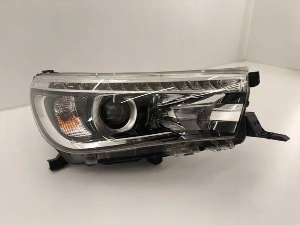 Lámpara LED Delantera Derecha Toyota Hilux VIII 15-20 image 2