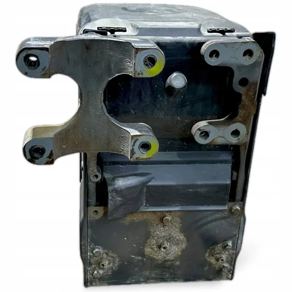 Contenedor batería DAF OEM 1952854 - Usado image 2