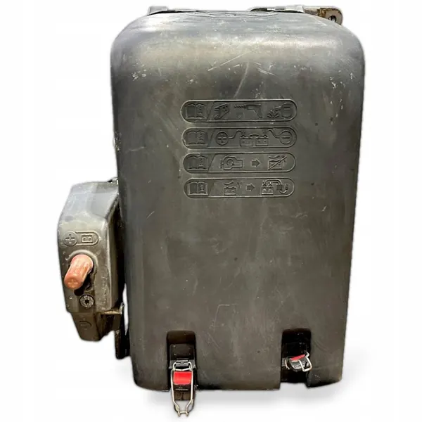 Contenedor batería DAF OEM 1952854 - Usado image 4