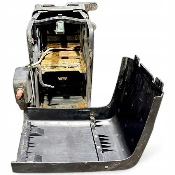Contenedor batería DAF OEM 1952854 - Usado image 8
