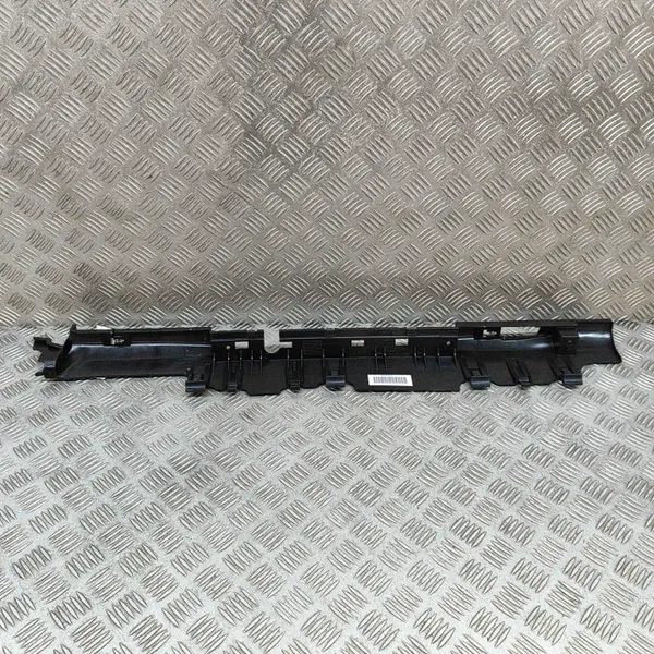 Porsche 992 Linke Schwellerverkleidung OEM 992863479B image 2