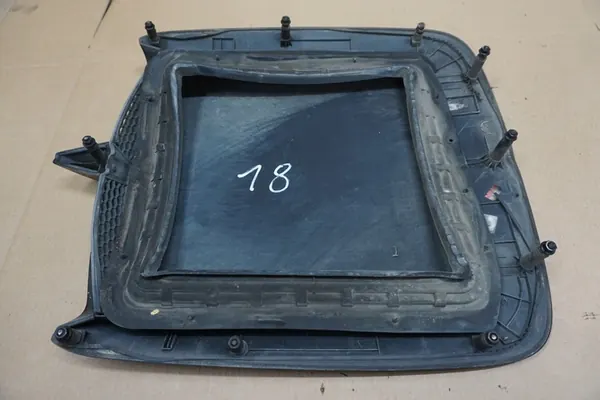 HYUNDAI TERRACAN ENTRADA DE AR DO CAPÔ 2.9 CRDI image 9