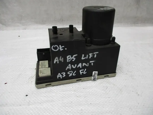 Pompe de verrouillage central OEM 8D0962257B Audi image 2