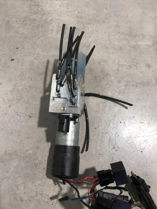Dachfaltventil Peugeot 207 CC OEM 9674392280 image 3