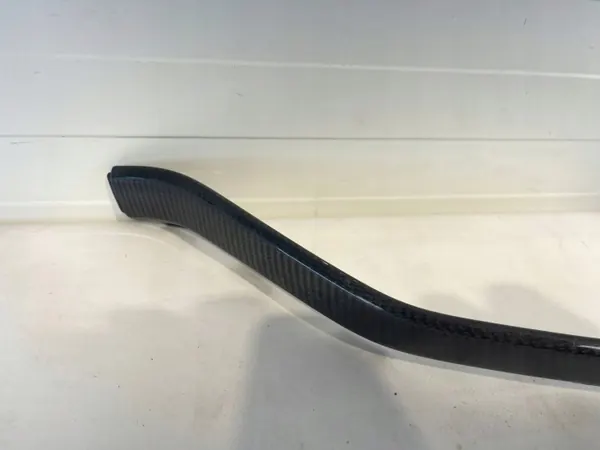 Audi RSQ8 Carbon bumperstrip links achter OEM 4M8853841A image 3