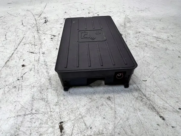Chargeur à induction Audi A3 8Y OEM 4N0035502D image 4