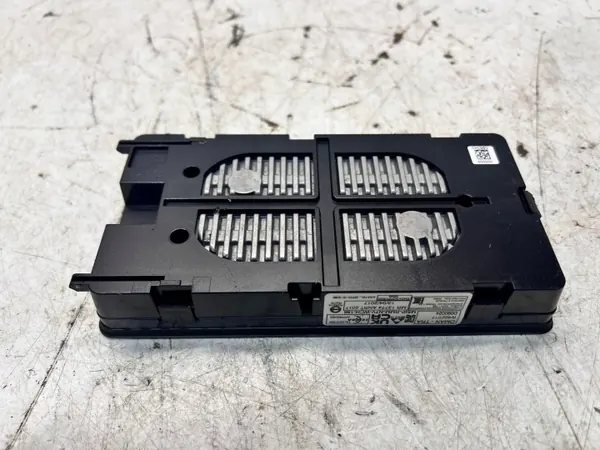 Chargeur à induction Audi A3 8Y OEM 4N0035502D image 5