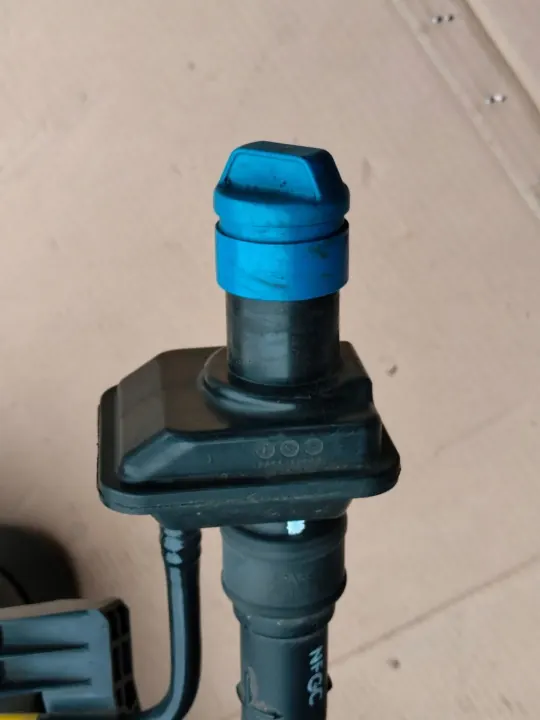 Kia AdBlue-Tank OEM 31500-D7900 3 - Gebraucht image 7