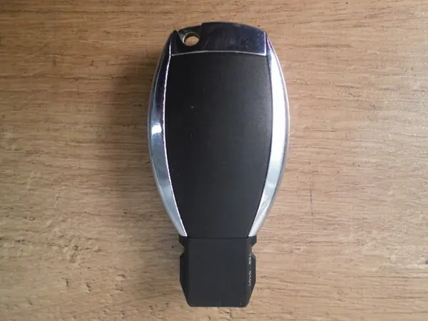 Clé MERCEDES VIANO VITO W639 image 2