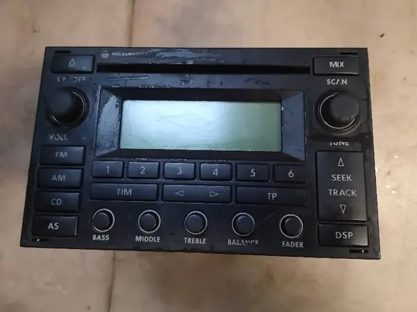 OEM 3B7035195 Fabriksradio för VW Golf image 2