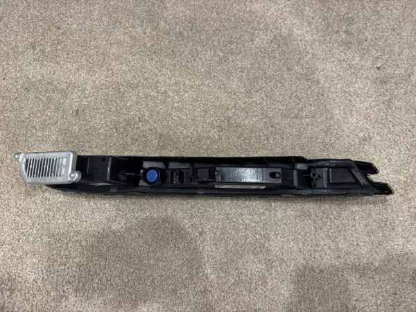 Porsche Macan Rechte Halogen LED OEM 95B953056E image 3