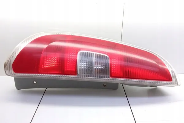 Luz trasera izquierda SKODA FABIA I PRAKTIK 5J7945111 image 3