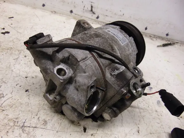 Compresseur de Climatisation VW Lupo 1.4 FSI image 3