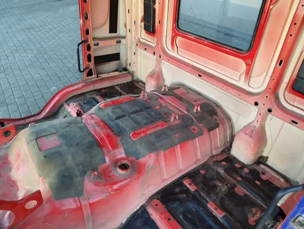 Cabina Scania CP16 - OEM 16CP Estado Usado image 9