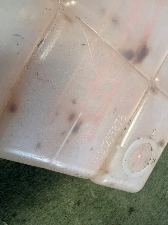 Ausdehnungsbehälter IVECO DAILY VI 3.0 HPI image 4