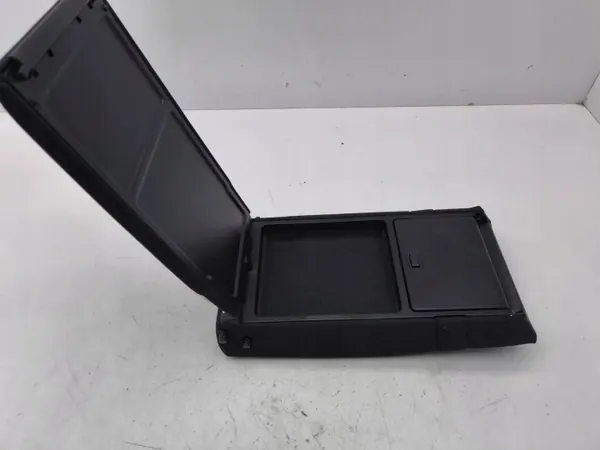 Mercedes-Benz C W204 taka käsinoja OEM AMD123627 image 5