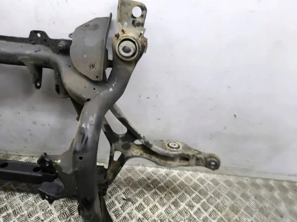 Mercedes-Benz Främre Stödräm OEM AMD122063 image 6