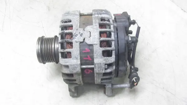 SEAT ATECA 1.6D Vaihtovirtageneraattori 04L903023K image 2