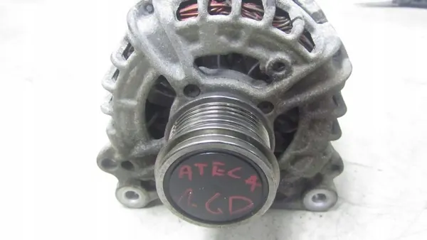 SEAT ATECA 1.6D Vaihtovirtageneraattori 04L903023K image 6