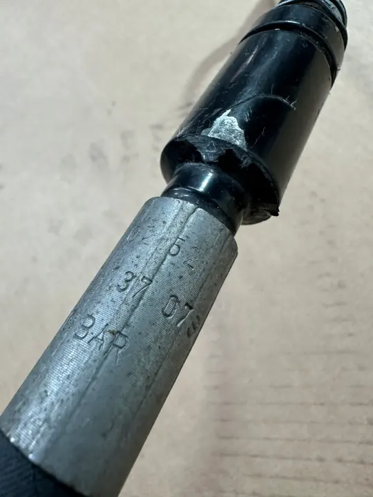 Mercedes fjädrings oljeledning - Begagnad OE-del image 8